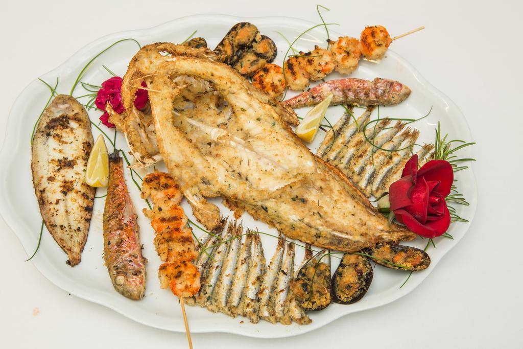 Albergo Ristorante Pozzi ベラーリア・イジェア・マリーナ エクステリア 写真